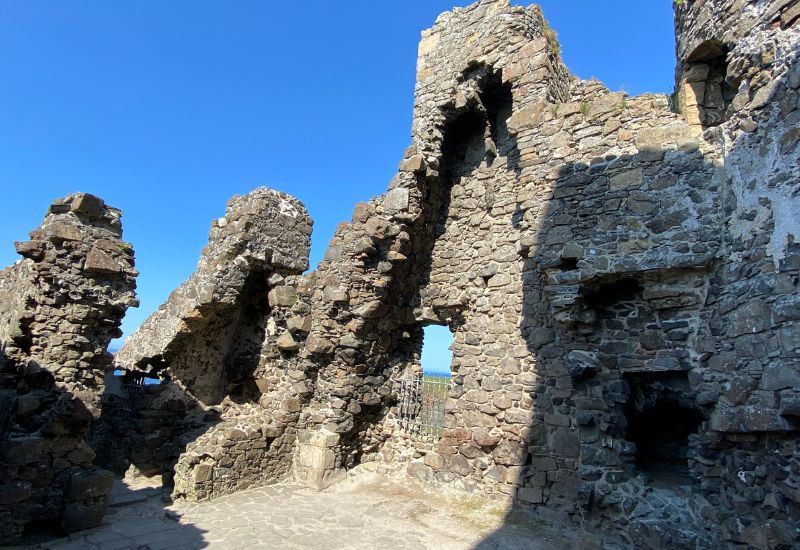 Dunluce castle - the kitchen ruins