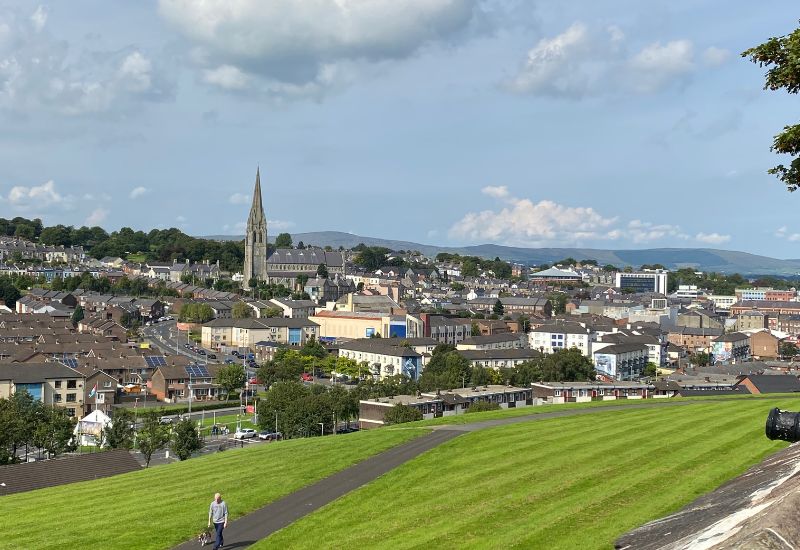 Derry Walls - Looking over the Bogside